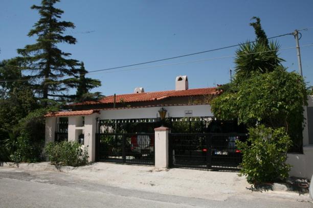 Cosy Villa Pikermion Exterior photo